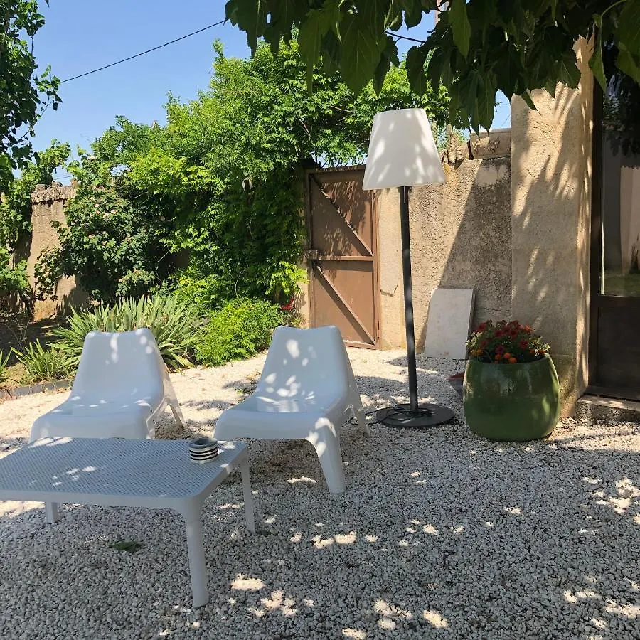 Apartment Charmant Loft A La Campagne Cavaillon